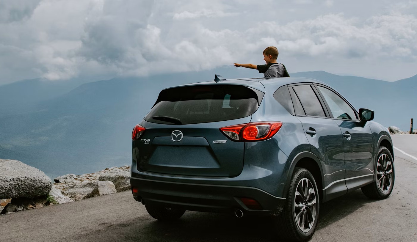 Photo 1531181616225 F8e50c1ab53e